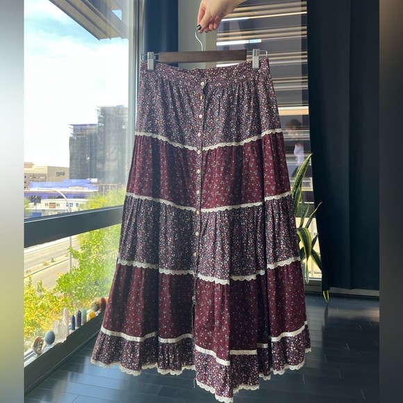 floral midi skirt - Picture 4 of 5